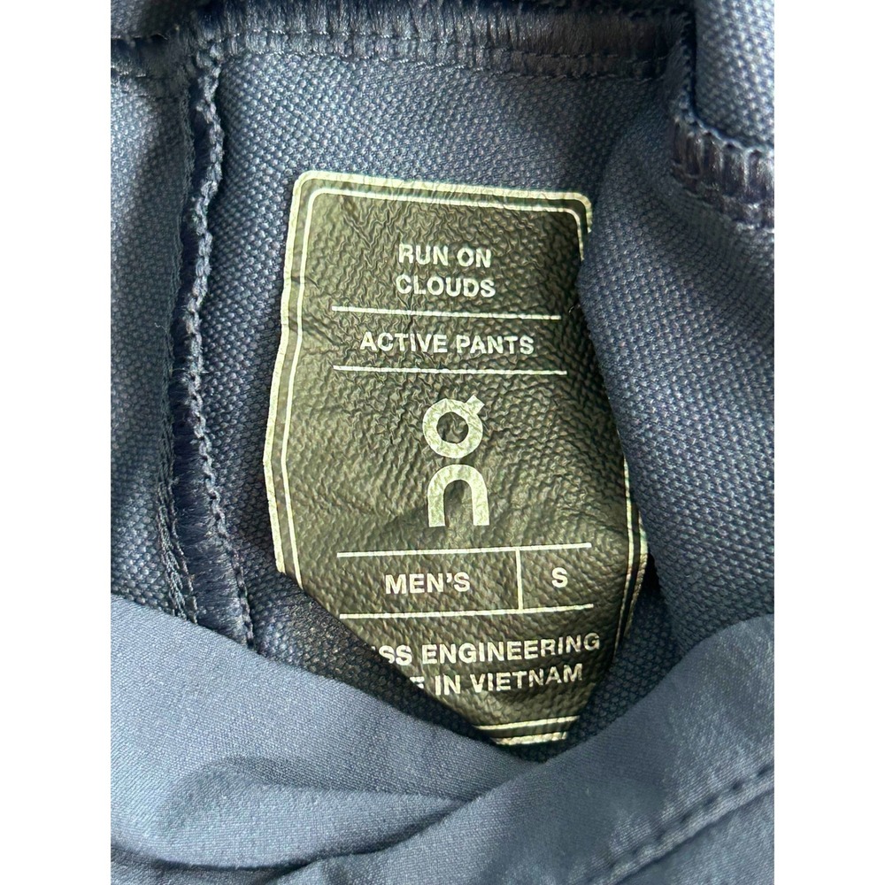 On Running Mens Active Pants Sz SNavy Blue Technical Training Joggers Running - Picture 5 of 10